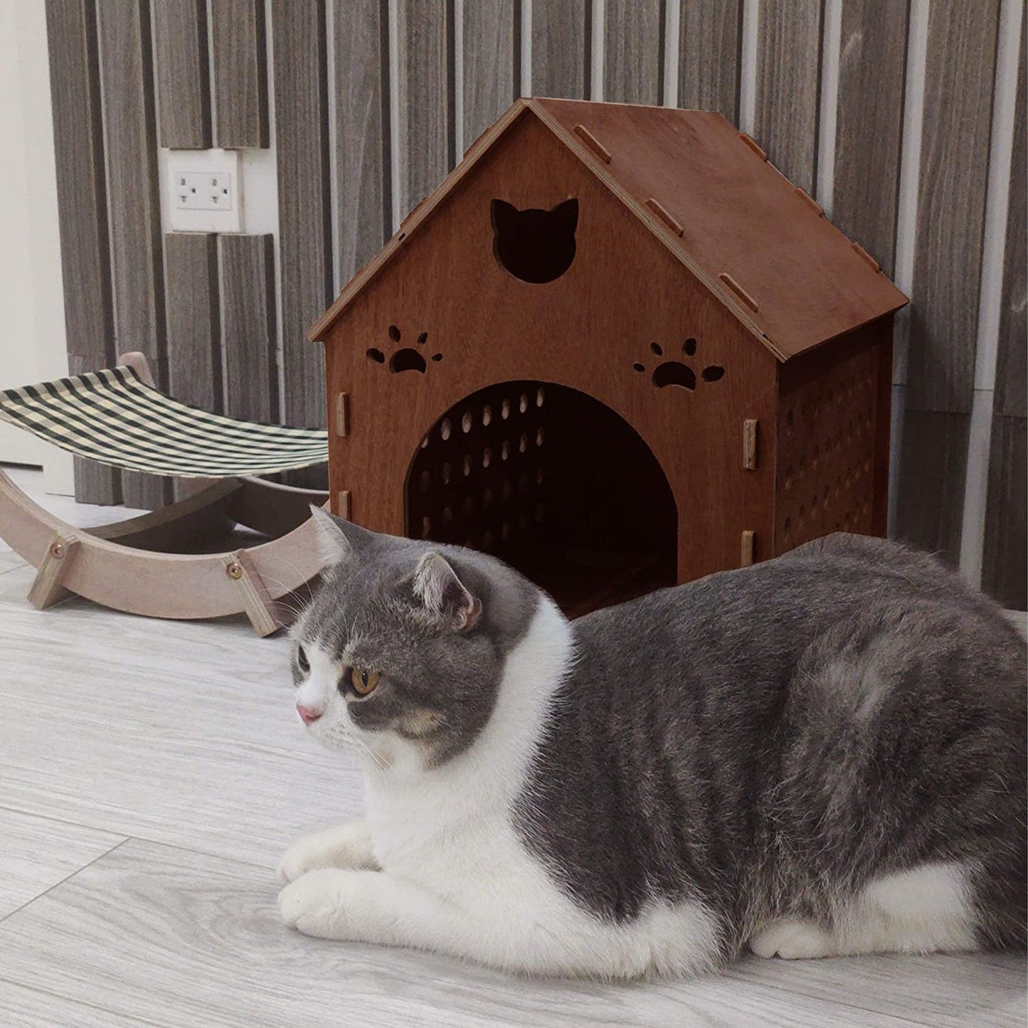 Wooden Kitty House Cat Shelter House for Cats, Rabbits, Dogs and Small Pets